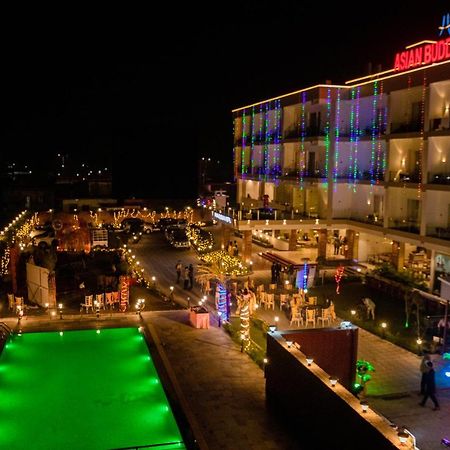 Asian Buddha Hotel Siddharthanagar Ngoại thất bức ảnh